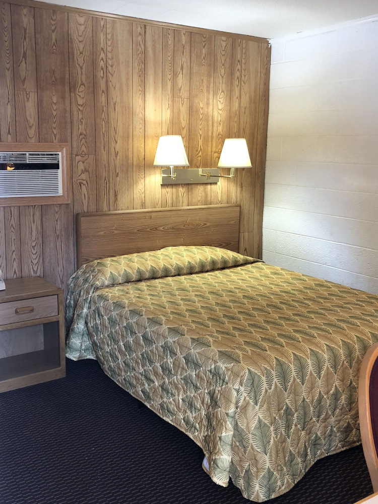 Sun 'N Snow Hotel - photo 29