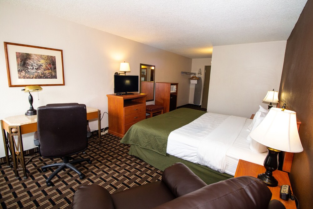 FairBridge Inn & Suites Lewiston - photo 16