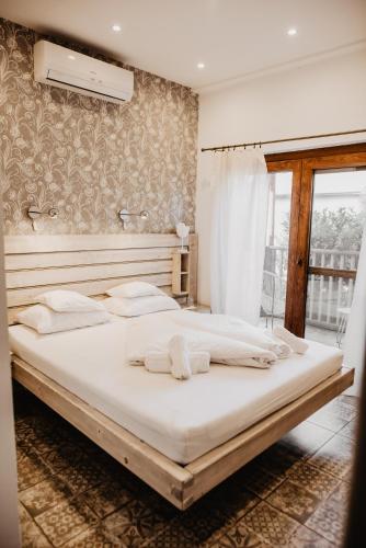 Fészek Étel és Hotel in Zanka, Hungary