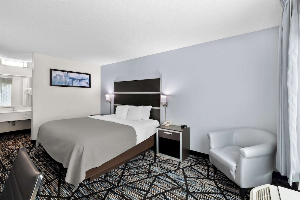 Quality Inn Atlanta Northlake - photo 9