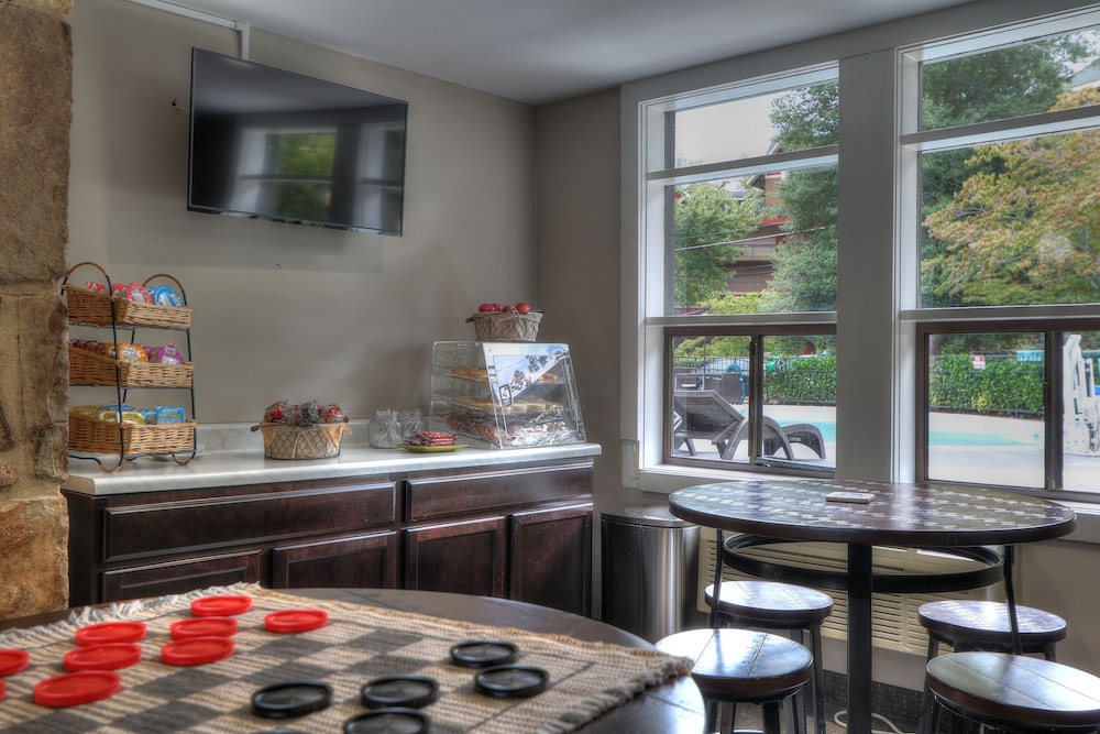 River Edge Inn - photo 54