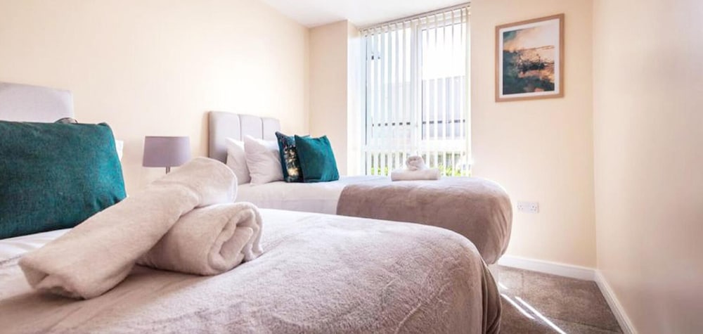 Immaculate 2 bed Apartment in Reading