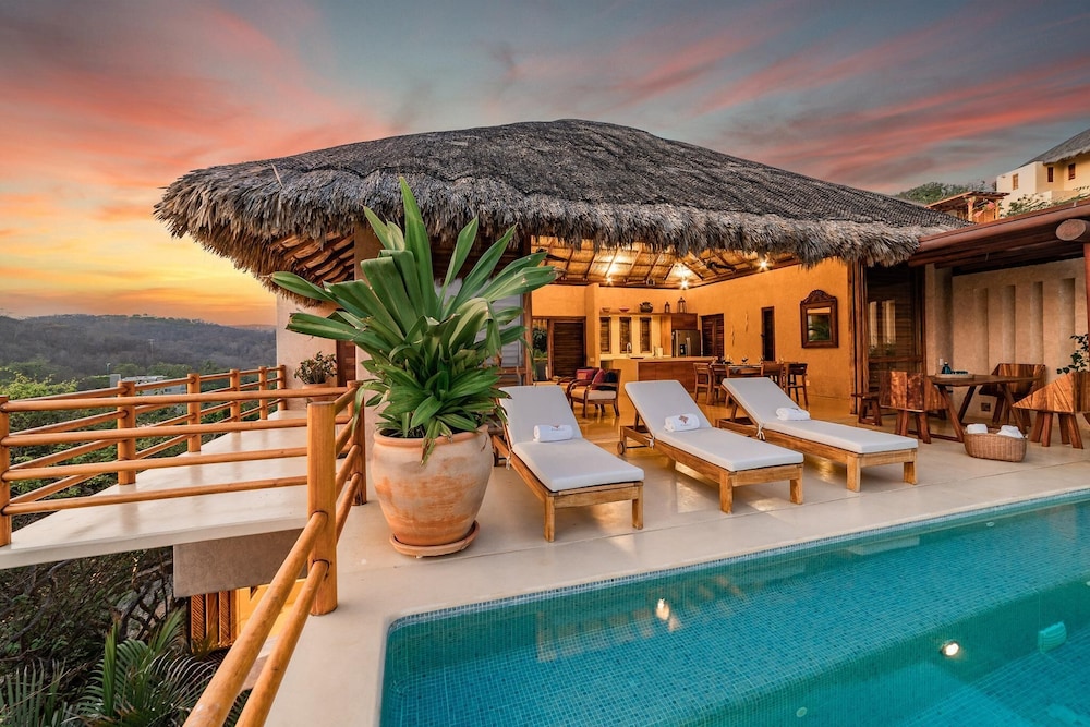 2023 Villa Alheli — 4-Star Luxury Hotel in Santa Maria Huatulco, Mexico