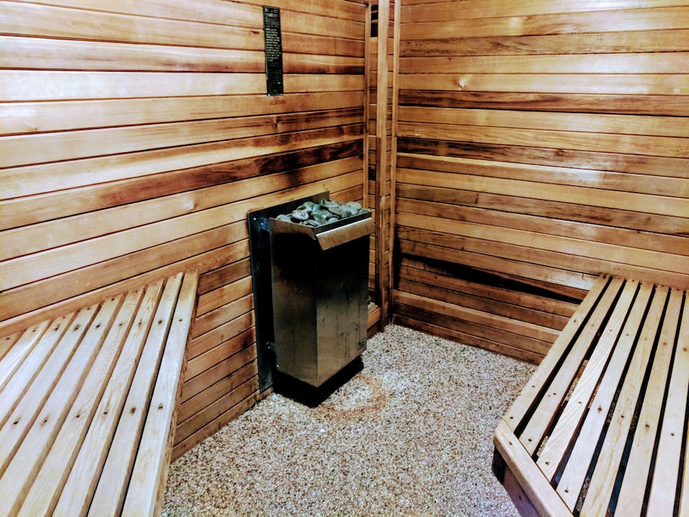 3 Peaks Lodge - photo 17