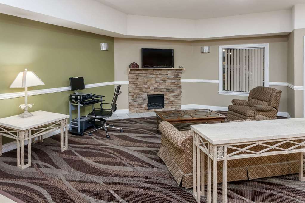 Super 8 by Wyndham Rochester - photo 2