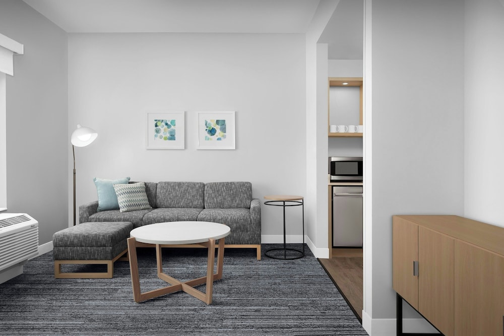 TownePlace Suites By Marriott Lake City - photo 8