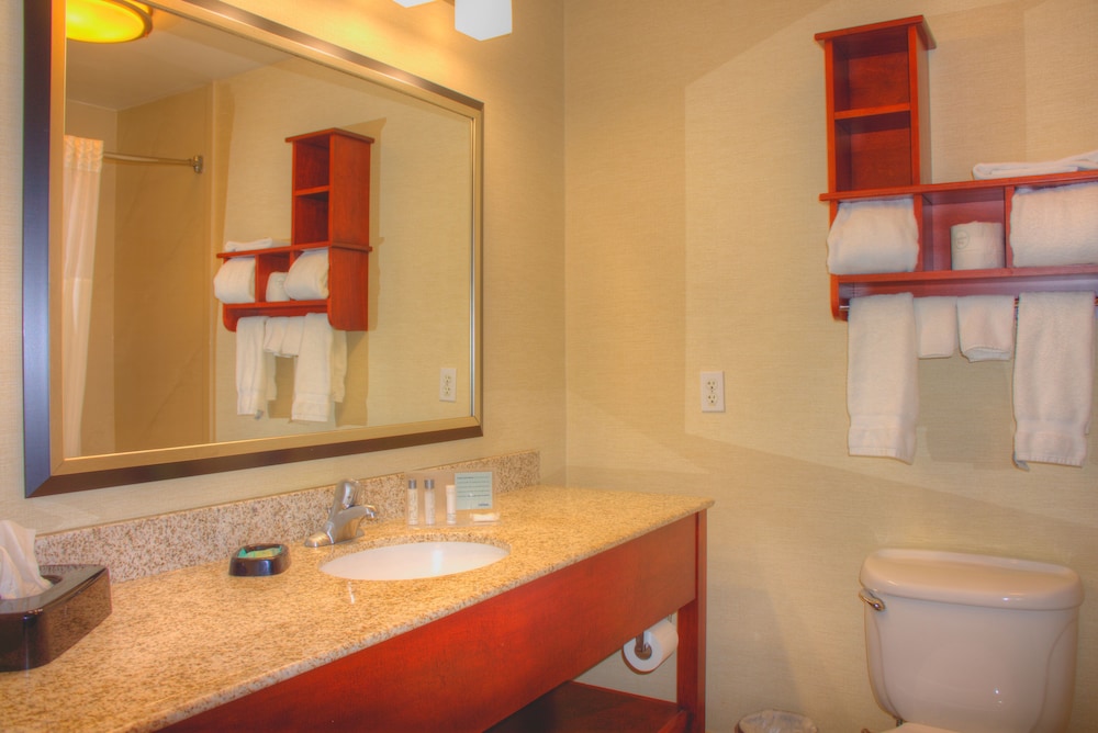 Wingate by Wyndham Steubenville - photo 12