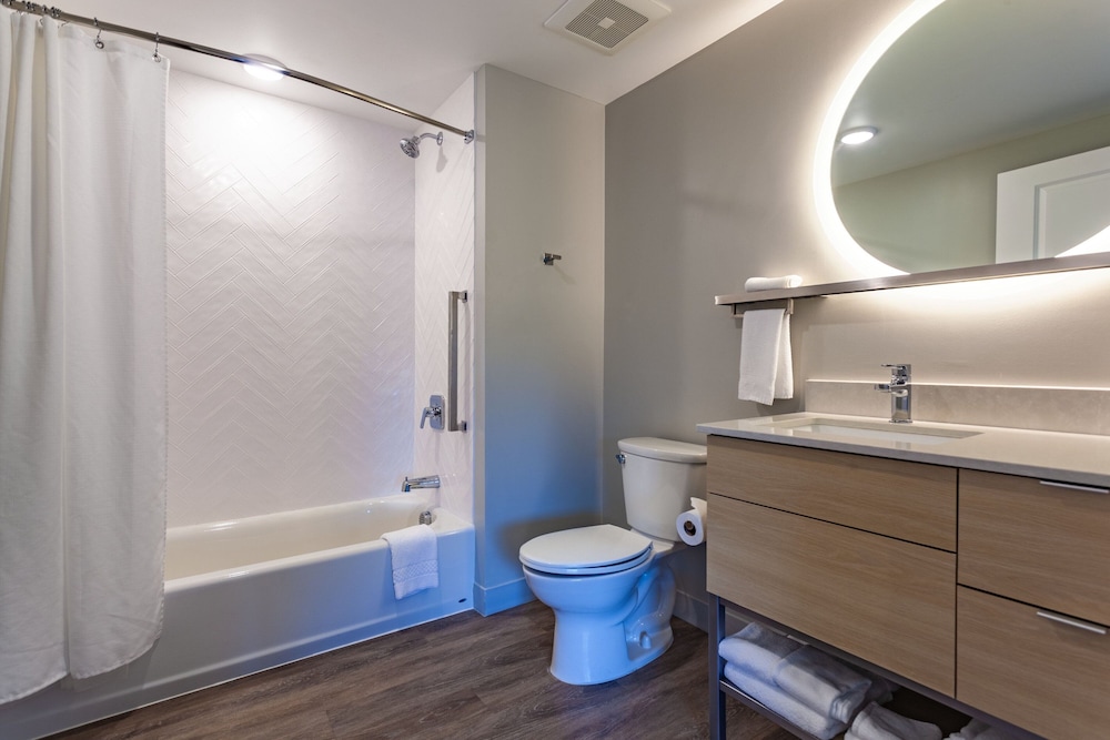 TownePlace Suites by Marriott Raleigh University Area - photo 49