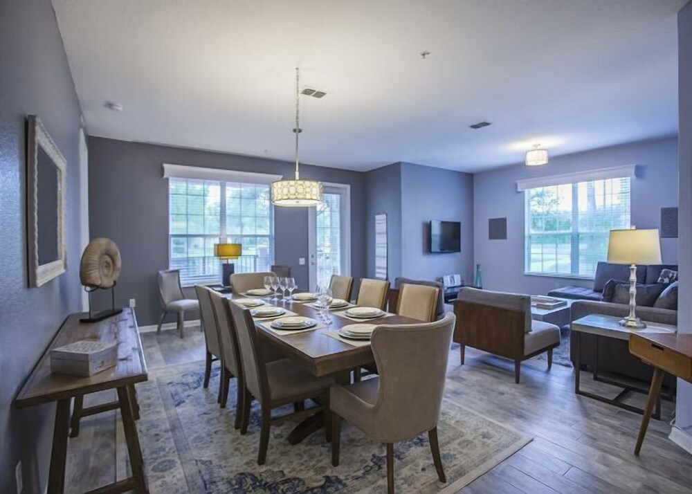 5037 Shoreway Loop #108 - featured photo