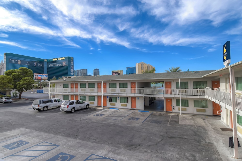 Studio 6 Suites Las Vegas NV Tropicana - photo 27