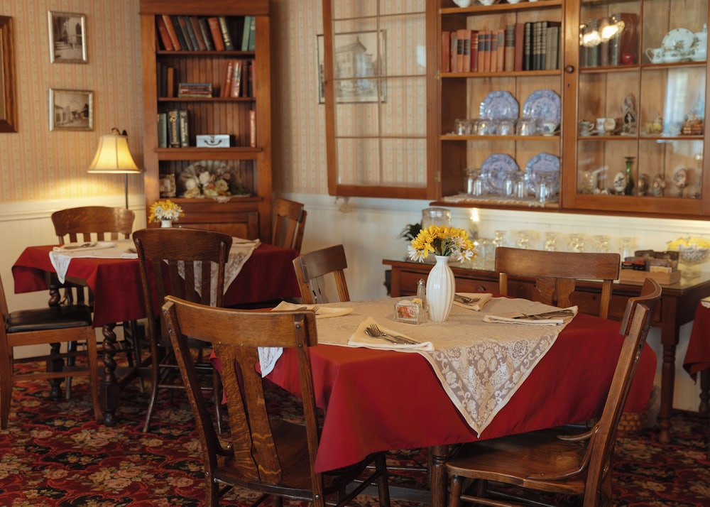 Julian Gold Rush Hotel - photo 26