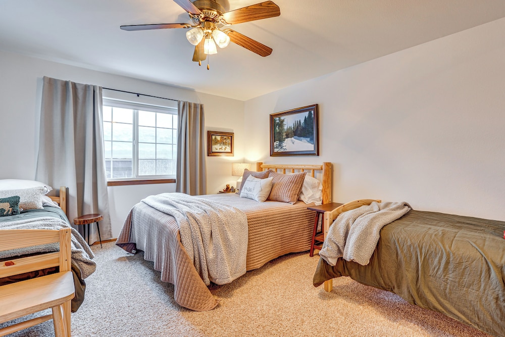 11 Mi to Brundage Mountain Resort: Mccall Home - photo 15