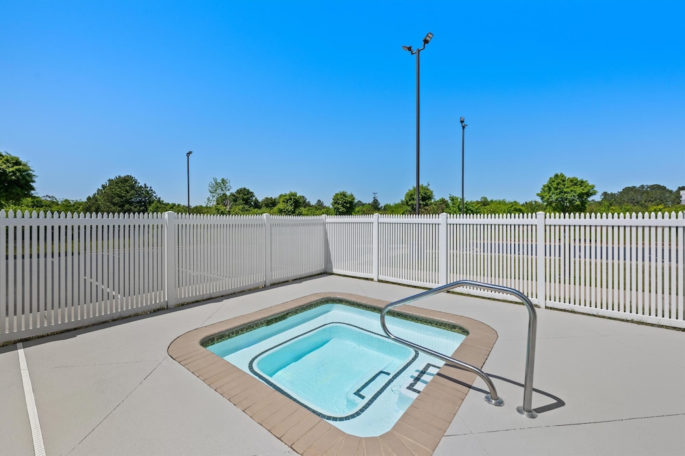Spark by Hilton Homewood Birmingham - photo 27