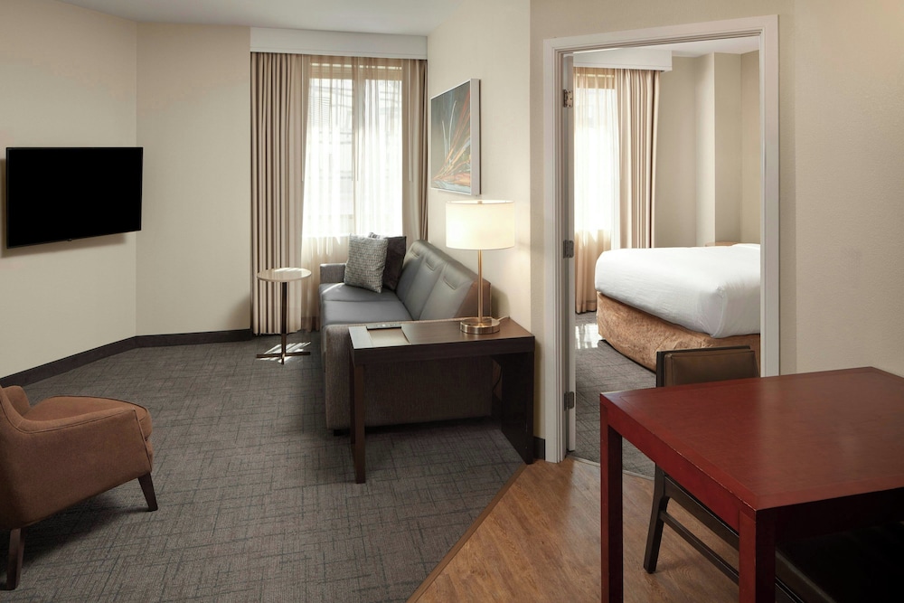 Residence Inn by Marriott Arlington Courthouse - photo 7