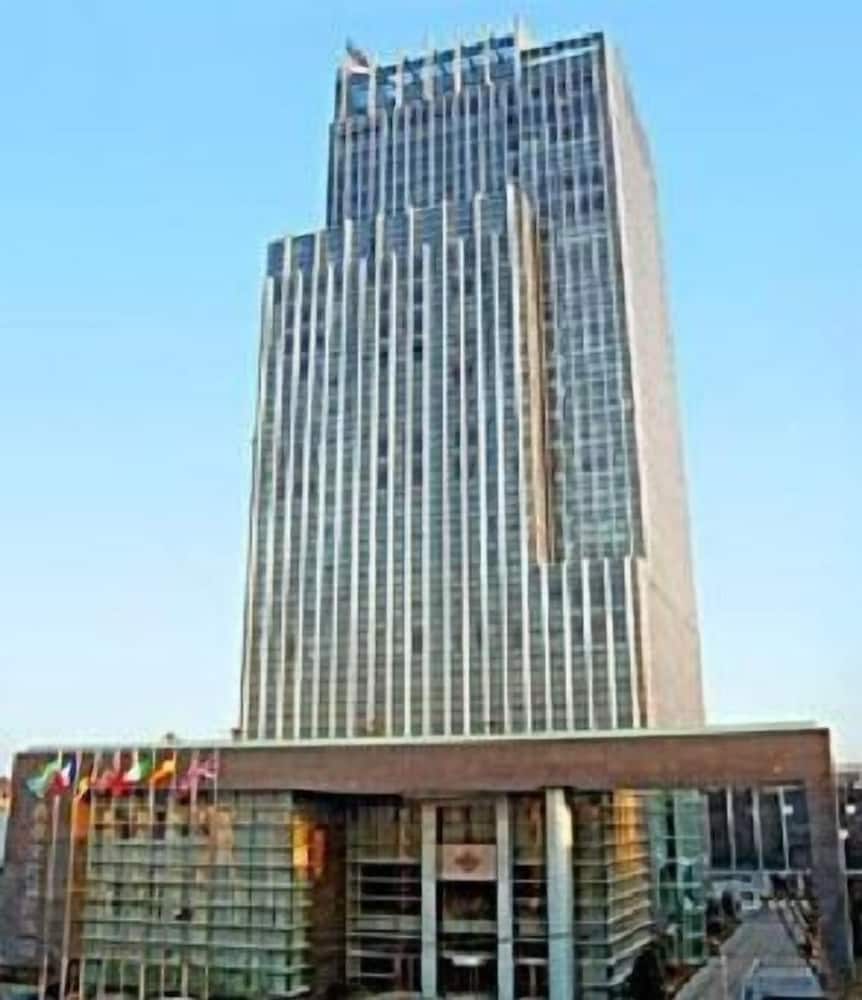 Nanjing New Century Hotel — 4-Star Luxury Hotel in Nanjing, People's Republic of China