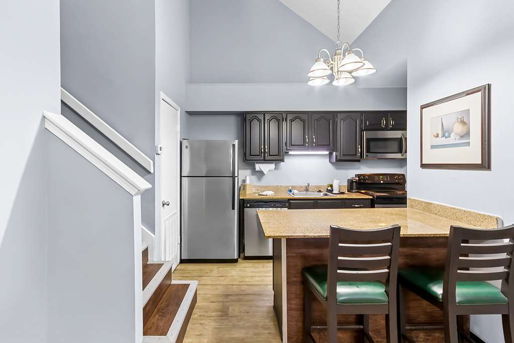 SureStay Studio by Best Western Pensacola - photo 15