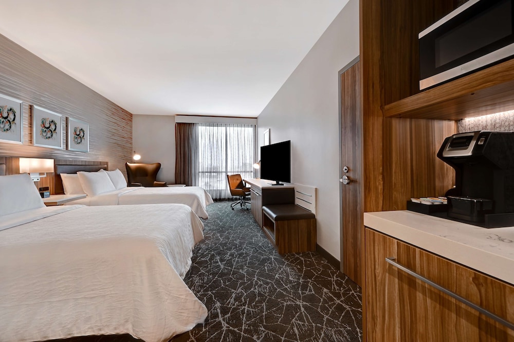 Hilton Garden Inn Anaheim Resort - photo 8