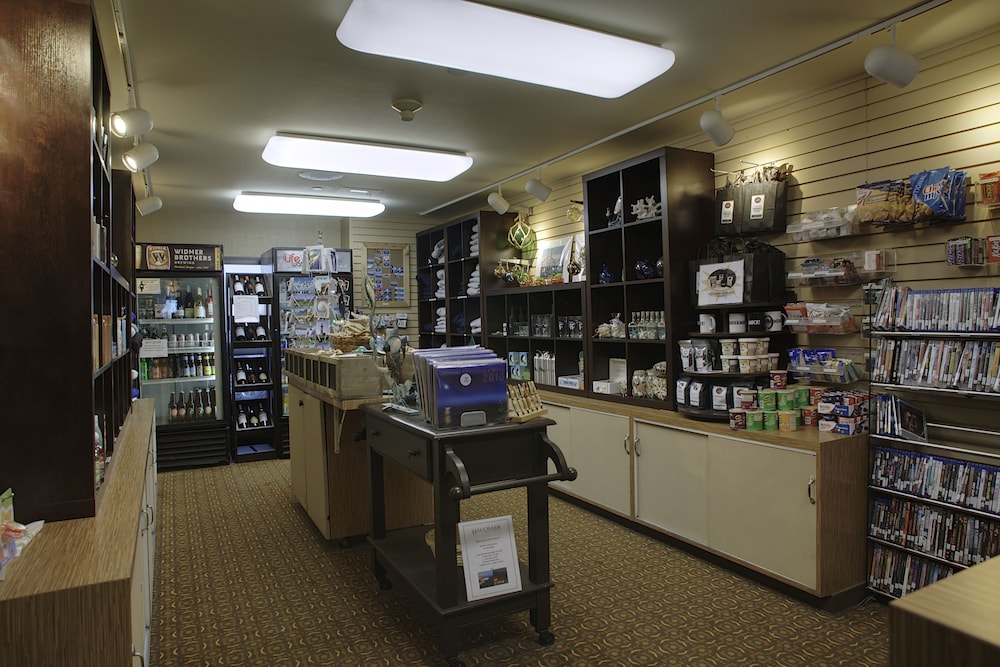 Hallmark Resort Newport - photo 74