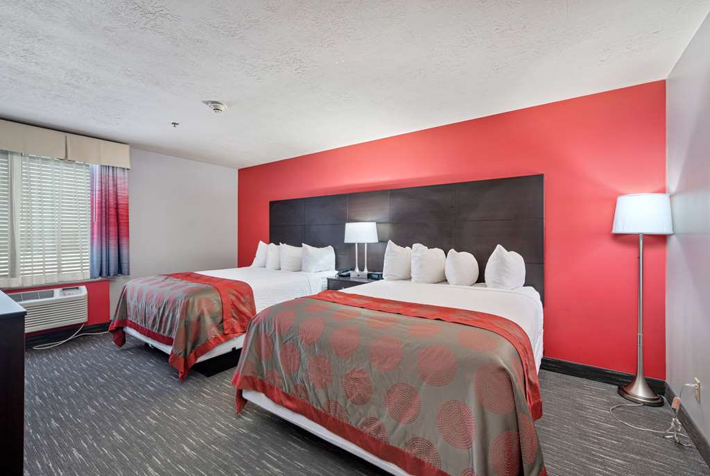 Ramada by Wyndham Sioux Falls Airport Waterpark & Event Ctr - photo 39