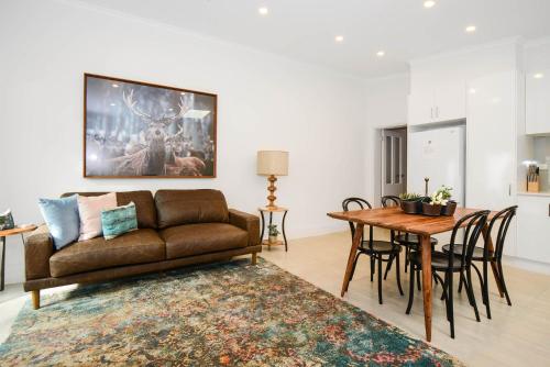 Boutique Stays Carlton Terrace — 4-Star Luxury Hotel in Melbourne, Australia