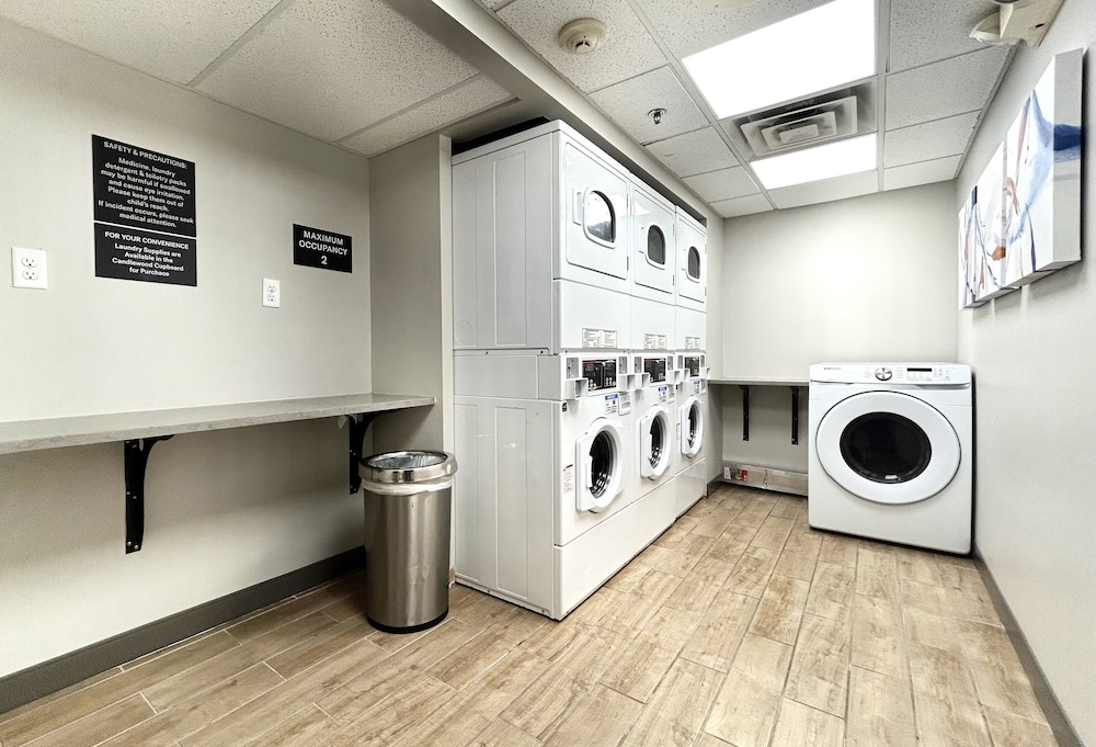 Candlewood Suites Indianapolis Downtown Medical District by IHG - photo 33
