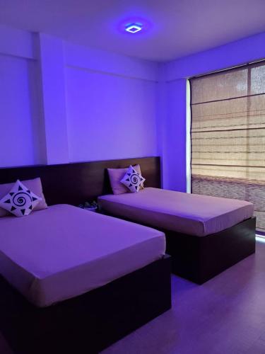 Royal Restaurant - carbon neutral hotel in Unknown City