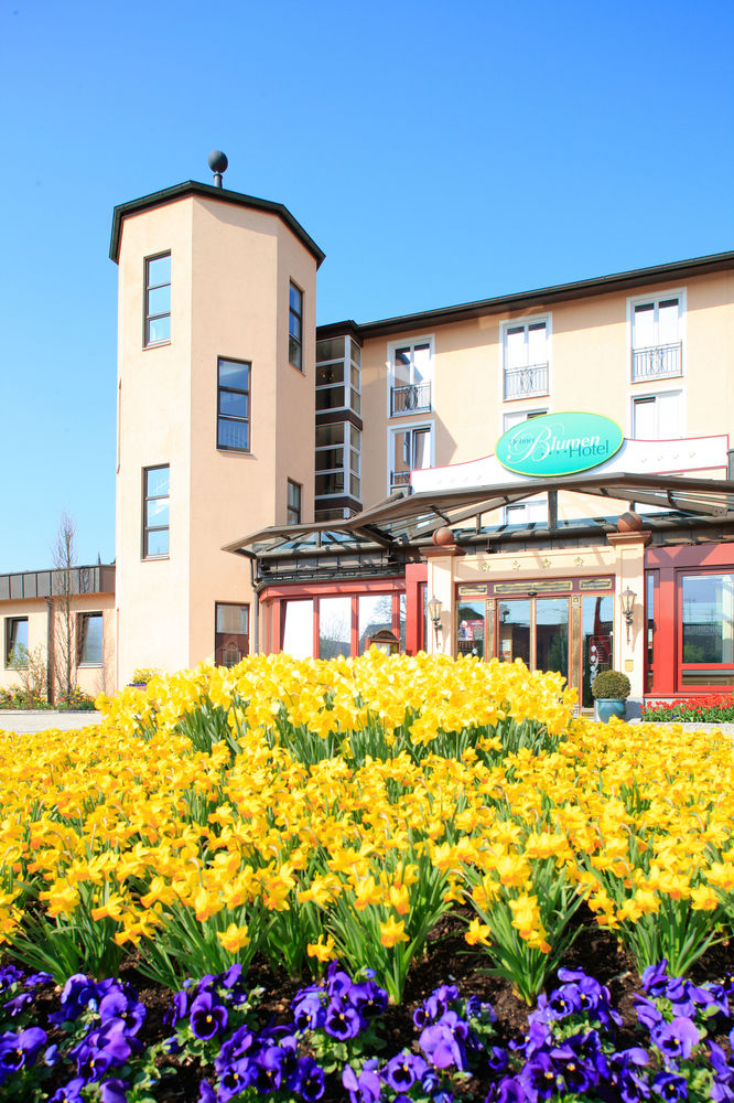 Dehner Blumen Hotel - carbon neutral hotel in Rain