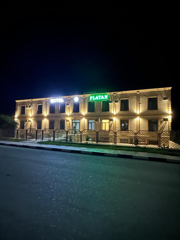 Platan Hotel — Derbent — photo 3