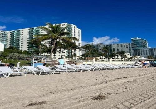 Beautiful Ocean Front 3 Bed 3 Bath @ Hyde Resort - photo 26