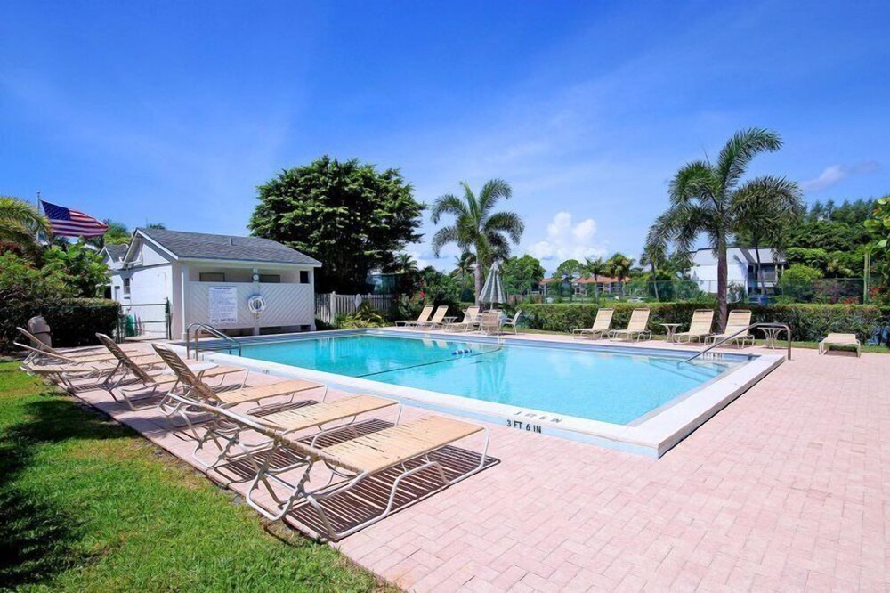 Mariner Pointe 323 - photo 25