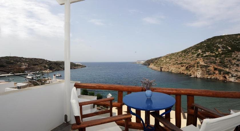 Thalatta in Faros, Greece