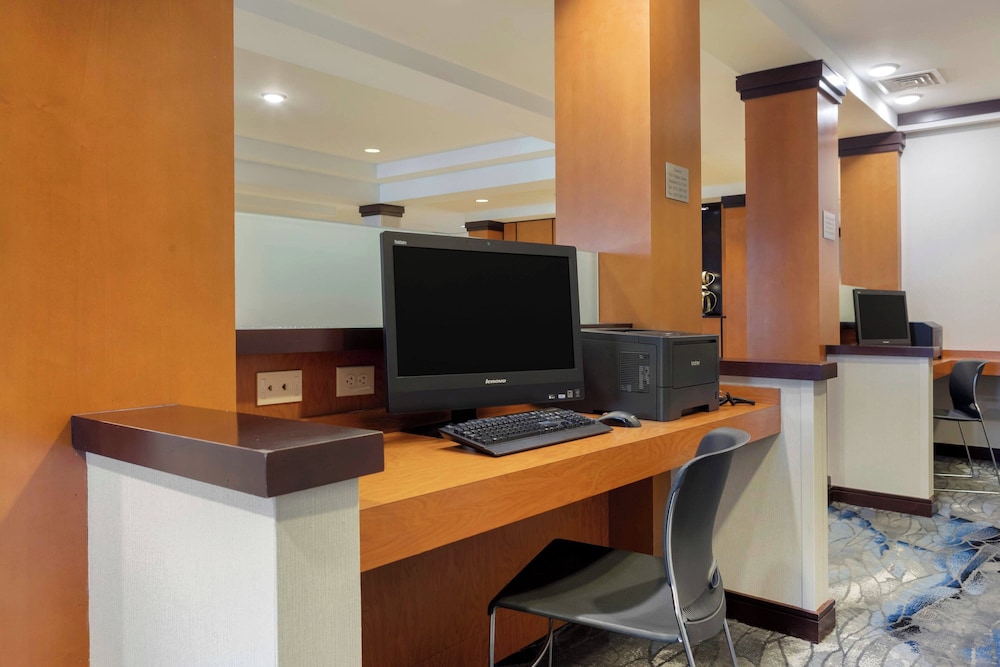 Fairfield Inn & Suites by Marriott Rockford - photo 29