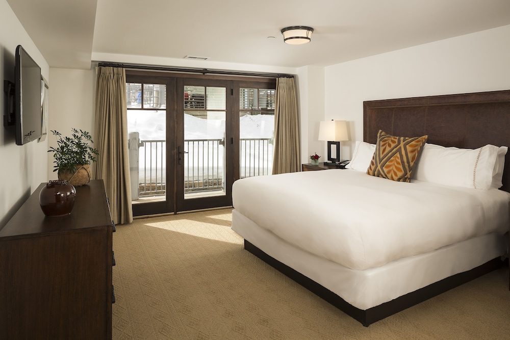 Madeline Hotel & Residences Auberge Collection - photo 35