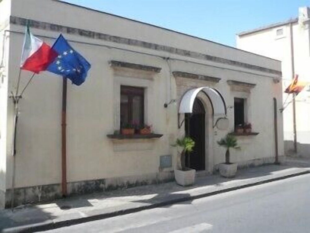 Albergo La Fontanella — hotel in Noto