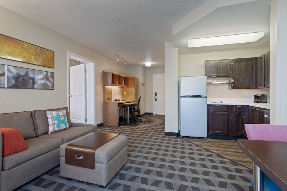 TownePlace Suites by Marriott St. Petersburg Clearwater - photo 2