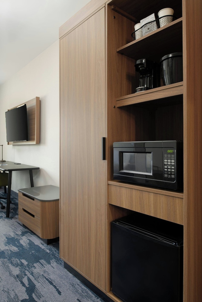 Fairfield Inn & Suites by Marriott Scottsdale Old Town - photo 5