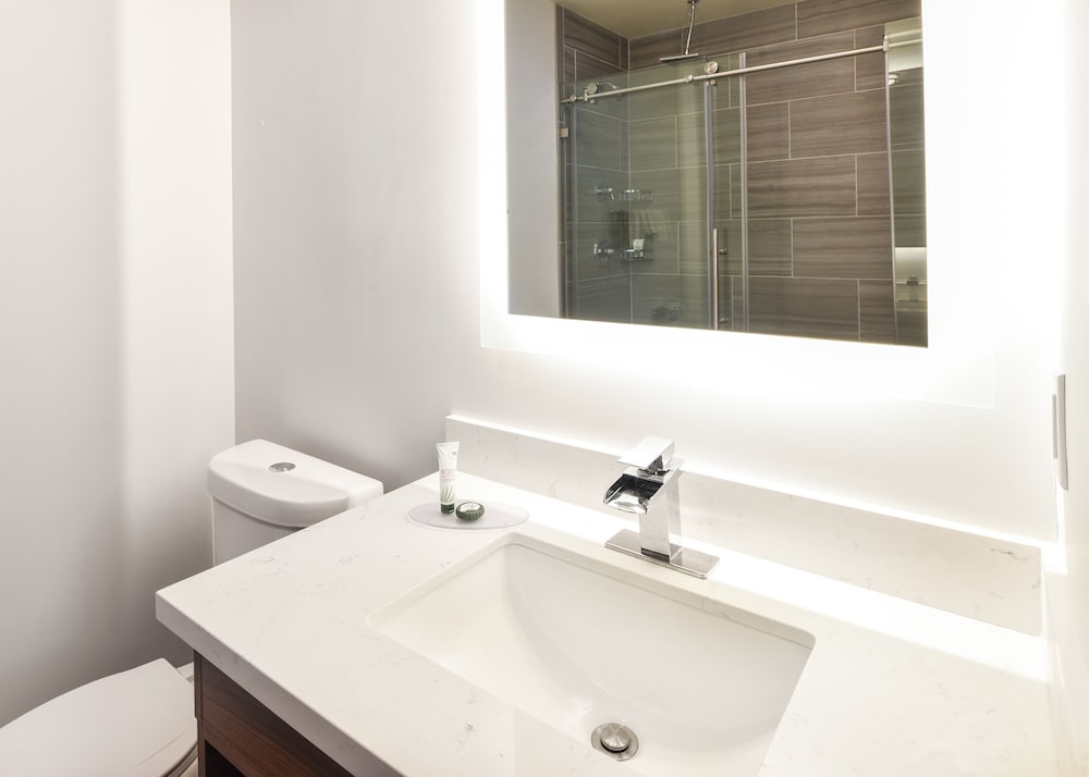 Parkside Inn Anaheim - photo 9