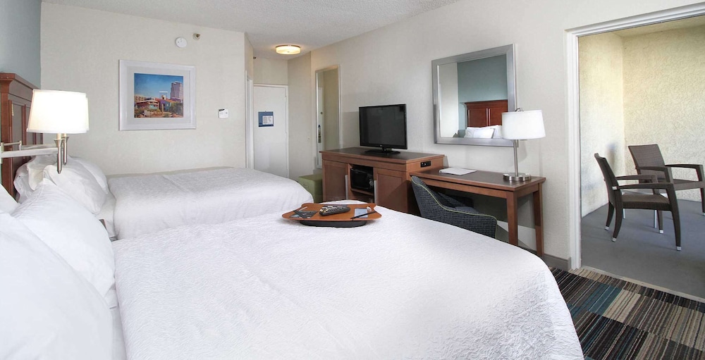 Hampton Inn Tucson Airport - photo 16