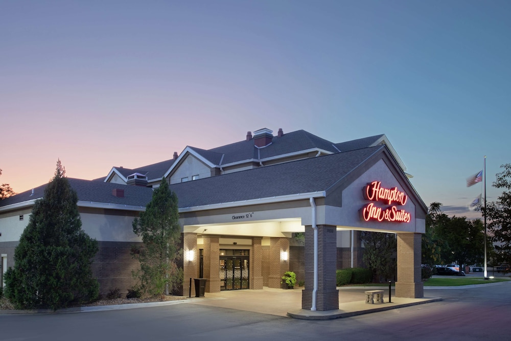 Hampton Inn & Suites Kansas City Merriam - photo 47