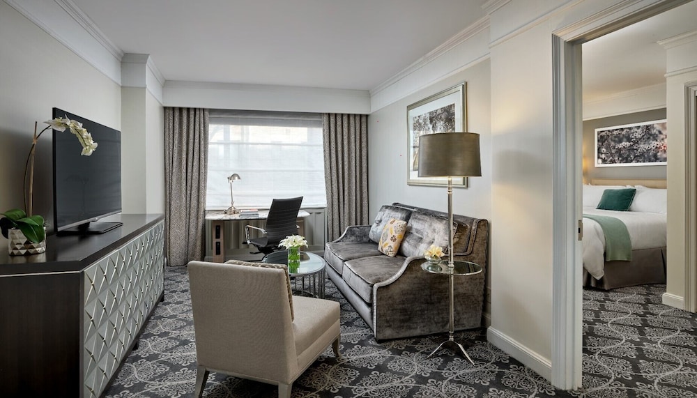 Loews Regency New York Hotel - photo 82