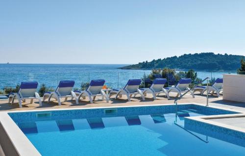 Awesome Apartment In Rogoznica — 4-Star Luxury Hotel in Rogoznica, Croatia