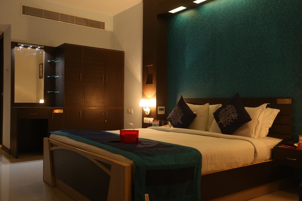 Hotel Rockfort View by Park Elanza in Tiruchirappalli, India