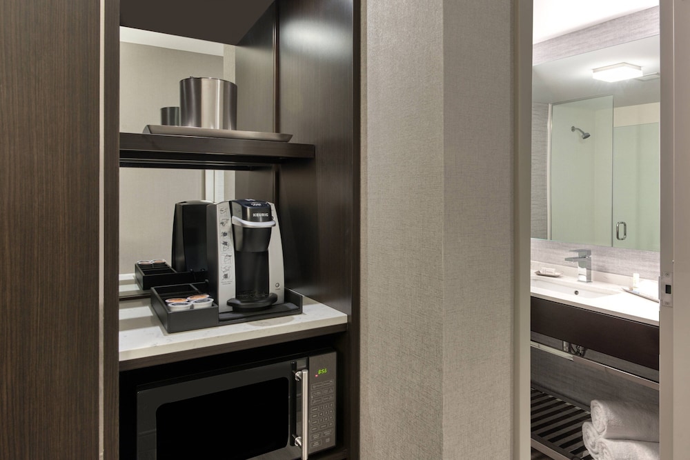 Fairfield Inn & Suites by Marriott Boston Waltham - photo 15