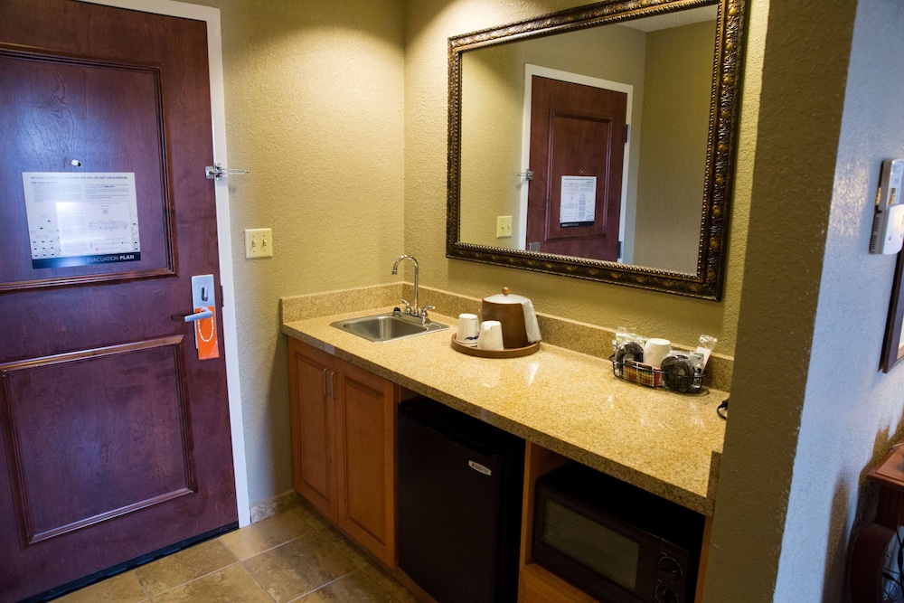 Hampton Inn & Suites Grenada - photo 20