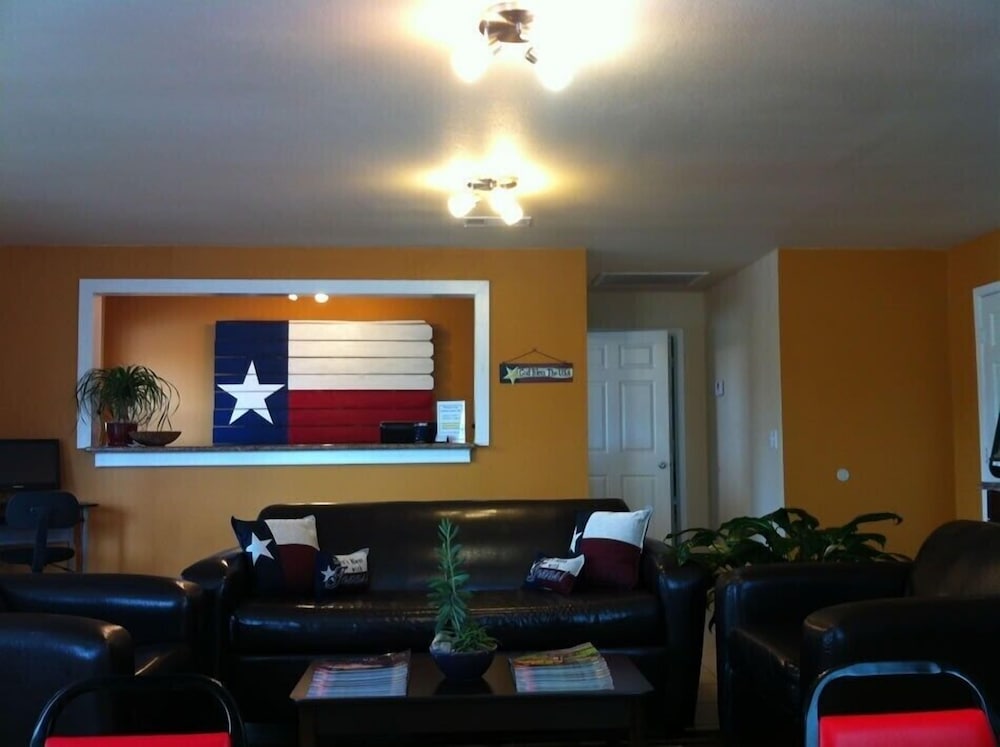 Kenedy Country Inn - photo 7