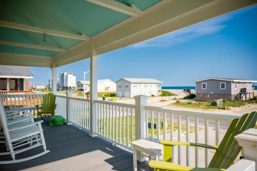 Allegra by Oak Island Accommodations - featured photo