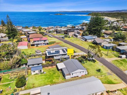 A Little Ocean Breeze in Unknown City, Australia
