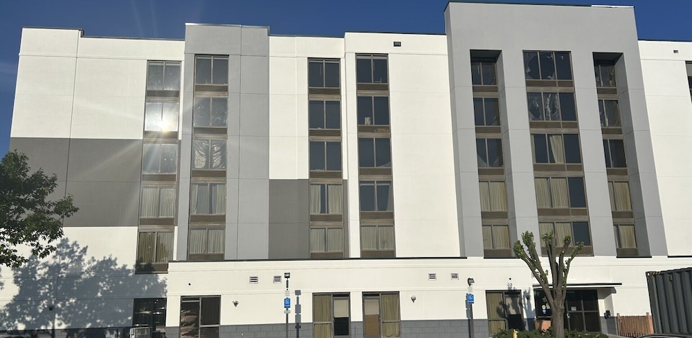 Homewood Suites by Hilton Tulsa South Medical District - featured photo