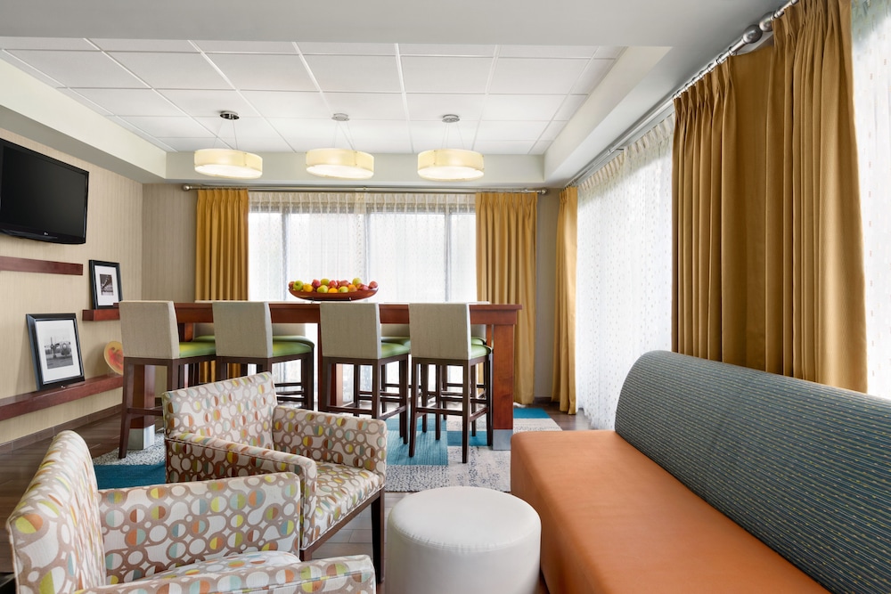 Hampton Inn Philadelphia Mt. Laurel - photo 3