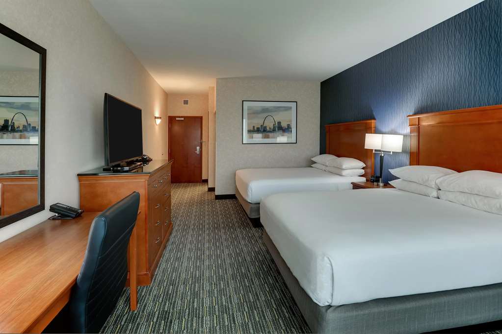 Drury Inn & Suites St. Louis Arnold - photo 27
